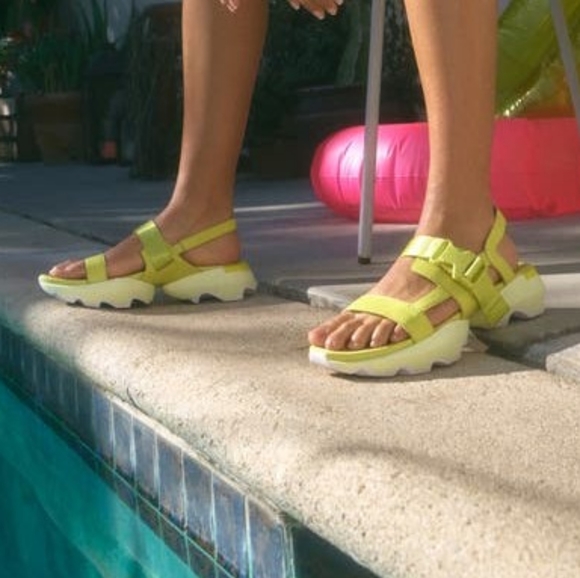 Sorel Sandals - Picture 16 of 16